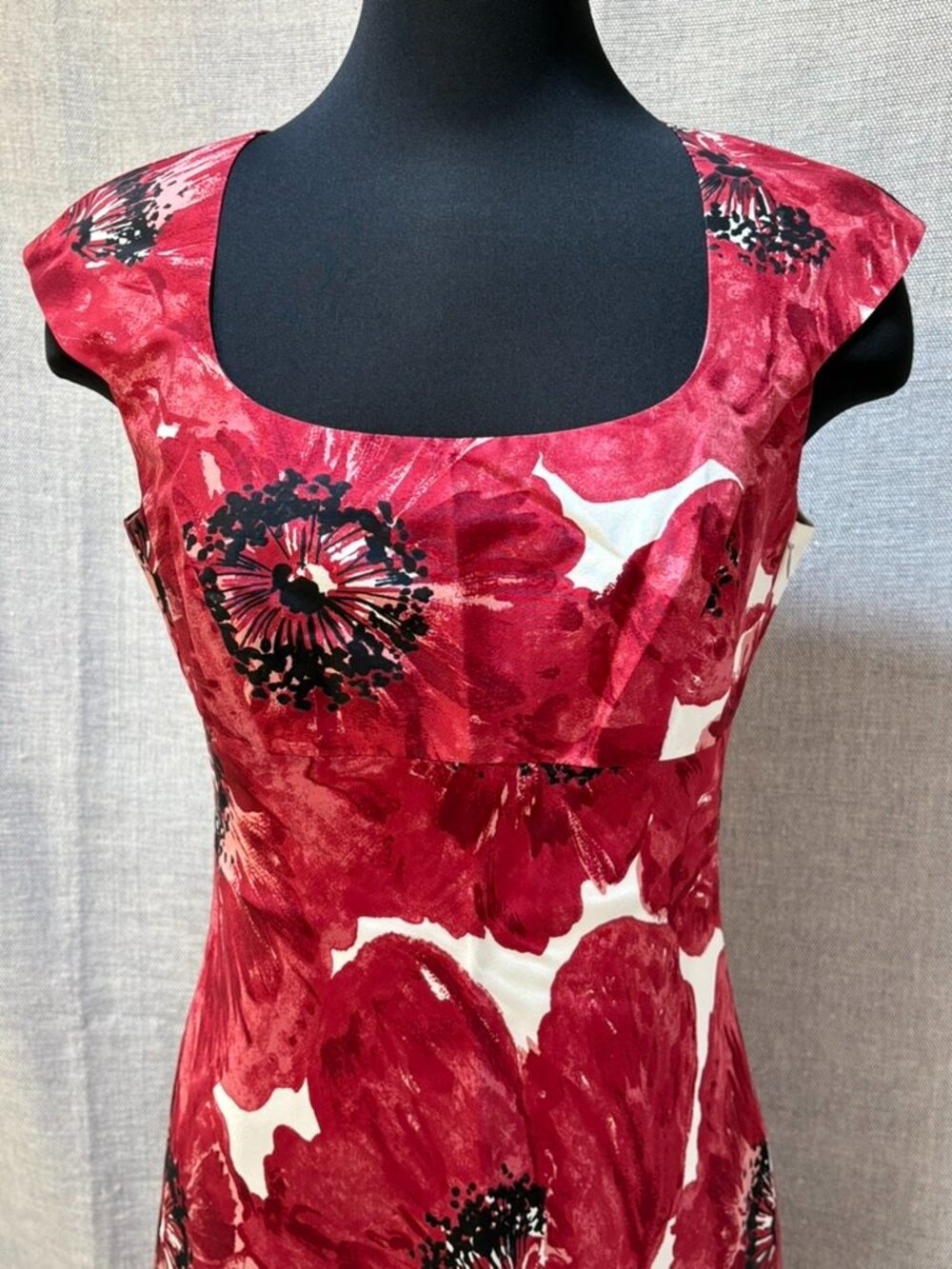 Ann Taylor Silk Poppy Dress Sz 6 - Picture 3 of 8